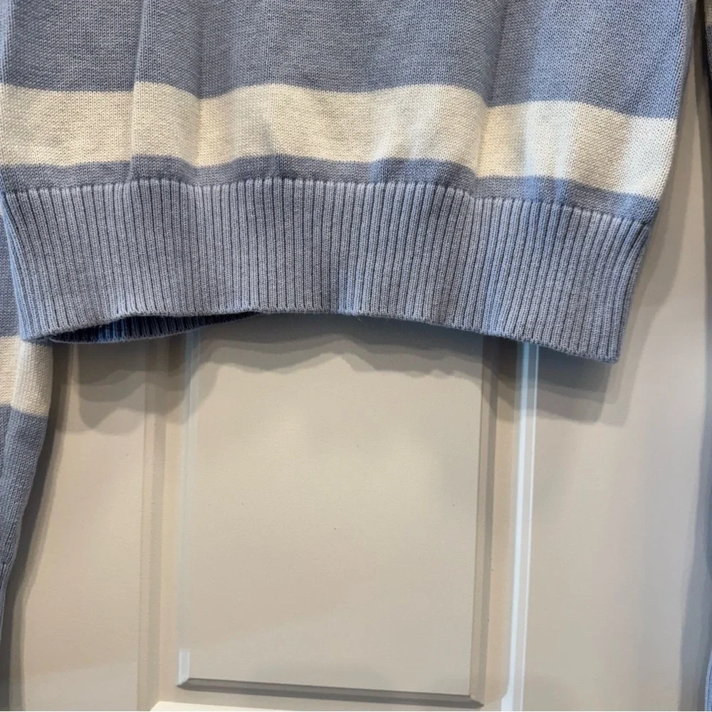 Banana Republic Light Blue and White Striped Sweater - Picture 7 of 9